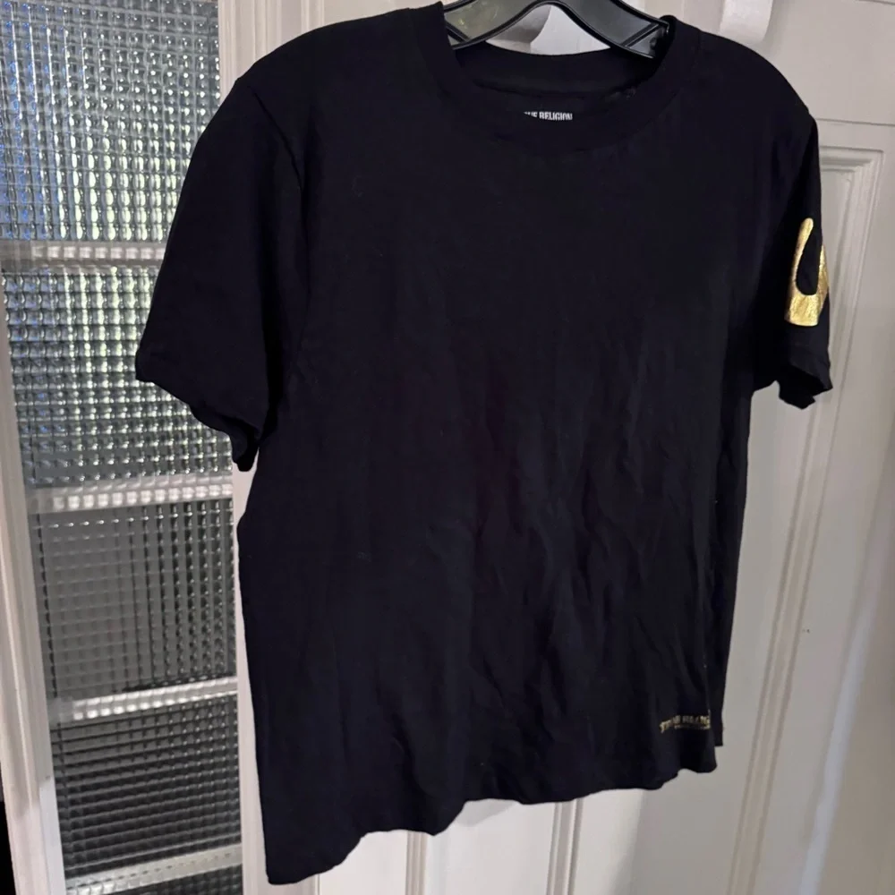 True Religion BLACK with Gold Foil Logo Soft Cotton T-Shirt Unisex size S
